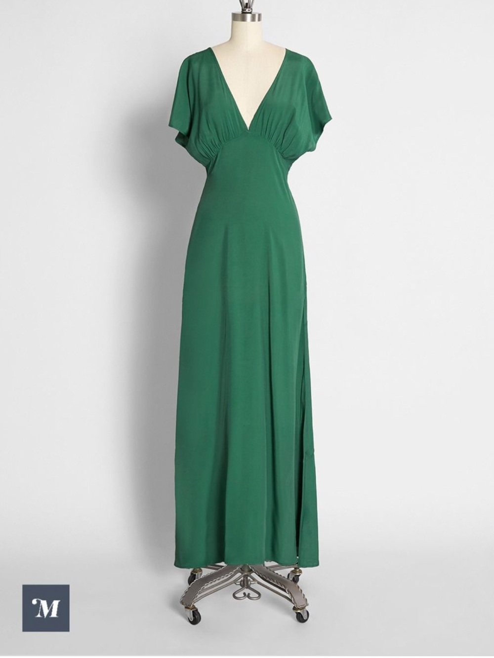 ModCloth NWT  Green V-Neck Maxi Dress size M